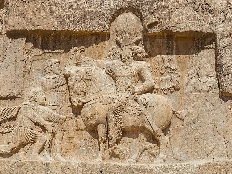 نگاره‌ای از سنگ‌نگاره پیروزی شاپور بر امپراتوران روم